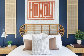The Rodeo - Beautifully Designed with Rooftop Patio